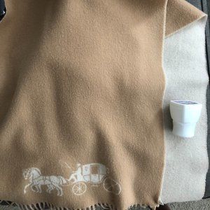 100% Wool Coach Nude/White Reversible Wrap/Scarf